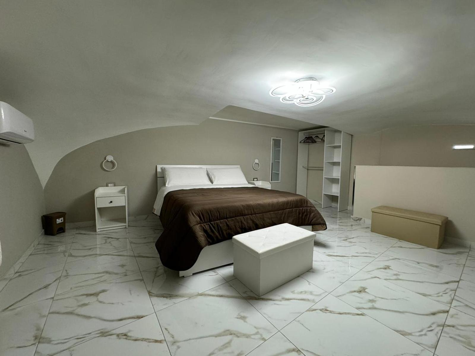 Pizzaiola'S Home Naples Luaran gambar